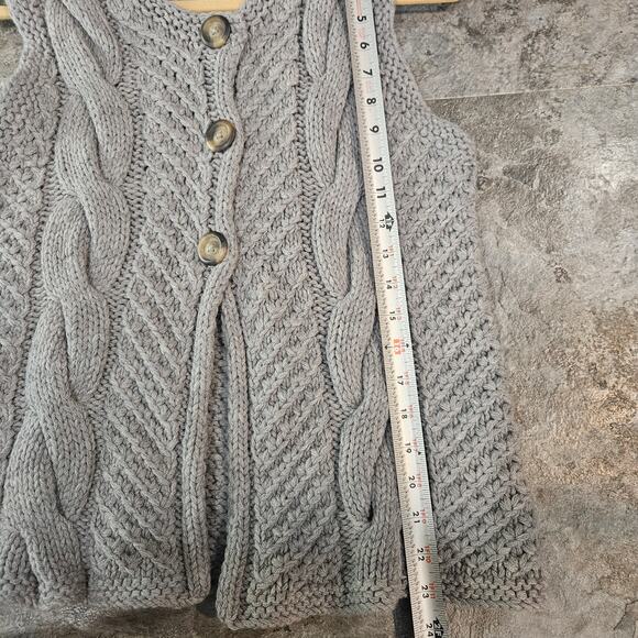 Boden Cable Knit Button Down Grey Sweater Vest Size 10 - Picture 6 of 7